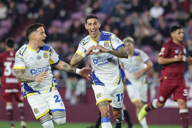 关于阿根廷逆转瑞典，迪马利亚打破历史纪录的信息