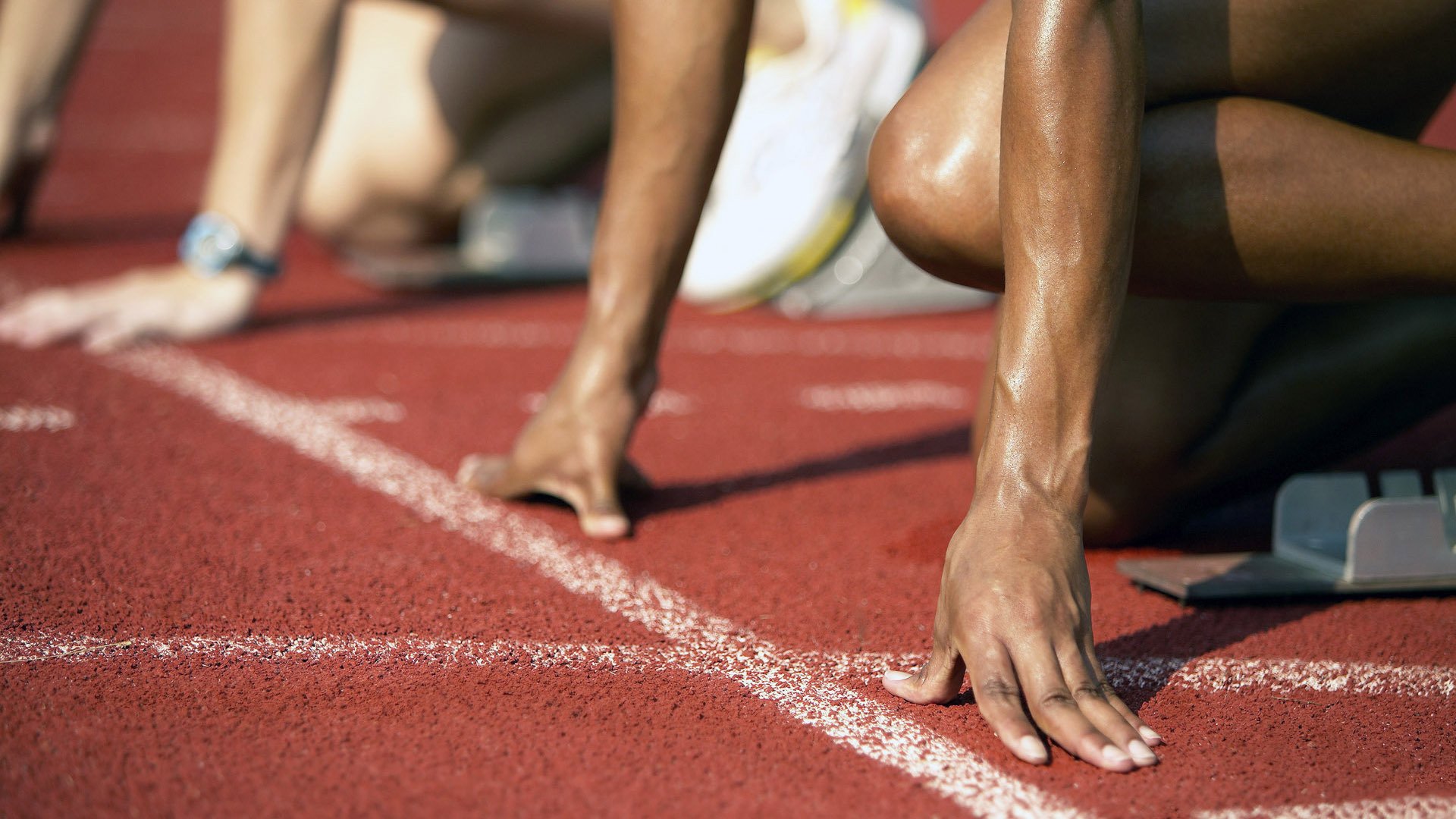 年度焦点之战之夜，莱奥存在感拉满